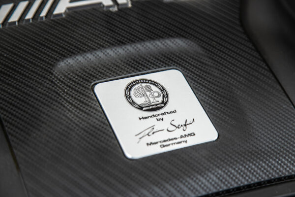 A45S 4マチック+ エディション1