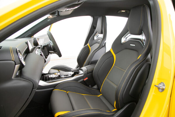 A45S 4マチック+ エディション1