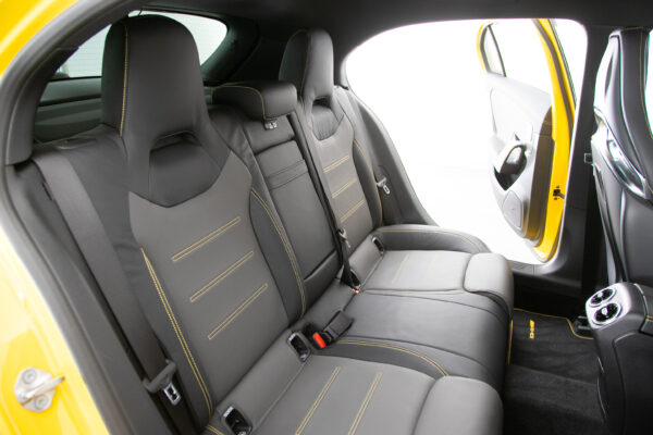 A45S 4マチック+ エディション1