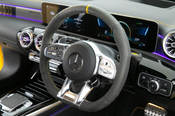 A45S 4マチック+ エディション1