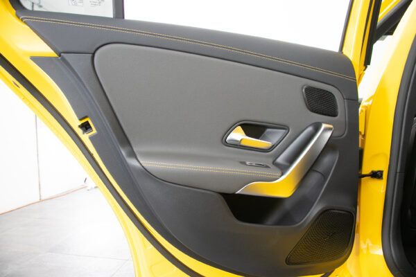 A45S 4マチック+ エディション1