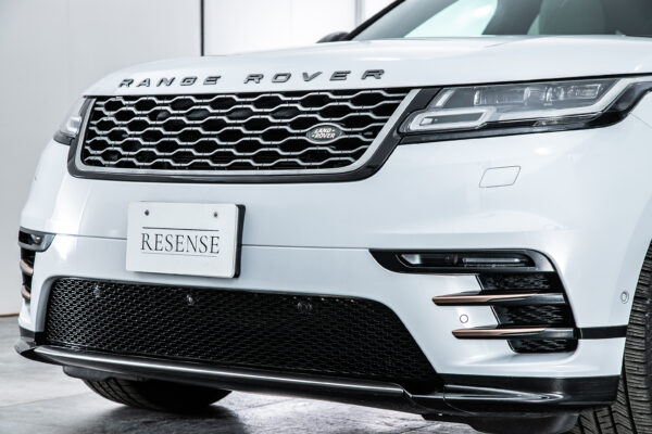 レンジローバーヴェラール Rダイナミック SE P300 4WD