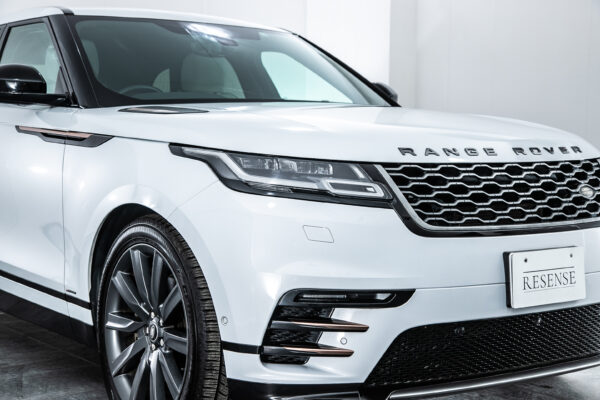 レンジローバーヴェラール Rダイナミック SE P300 4WD