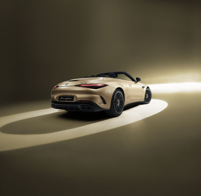 日本限定5台　メルセデスAMG SL63 マヌファクトゥーア・ゴールデンコースト
