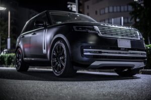 レンジローバー オートバイオグラフィ3.0L D300 SWB 4WD