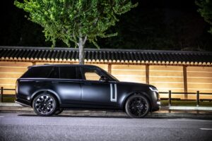 レンジローバー オートバイオグラフィ3.0L D300 SWB 4WD