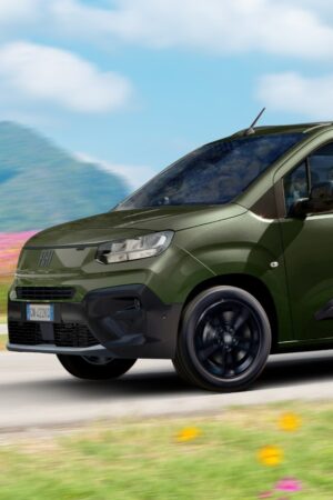 フィアット・ドブロ/マキシに160台の限定カラー登場　グリーンカラーエディション