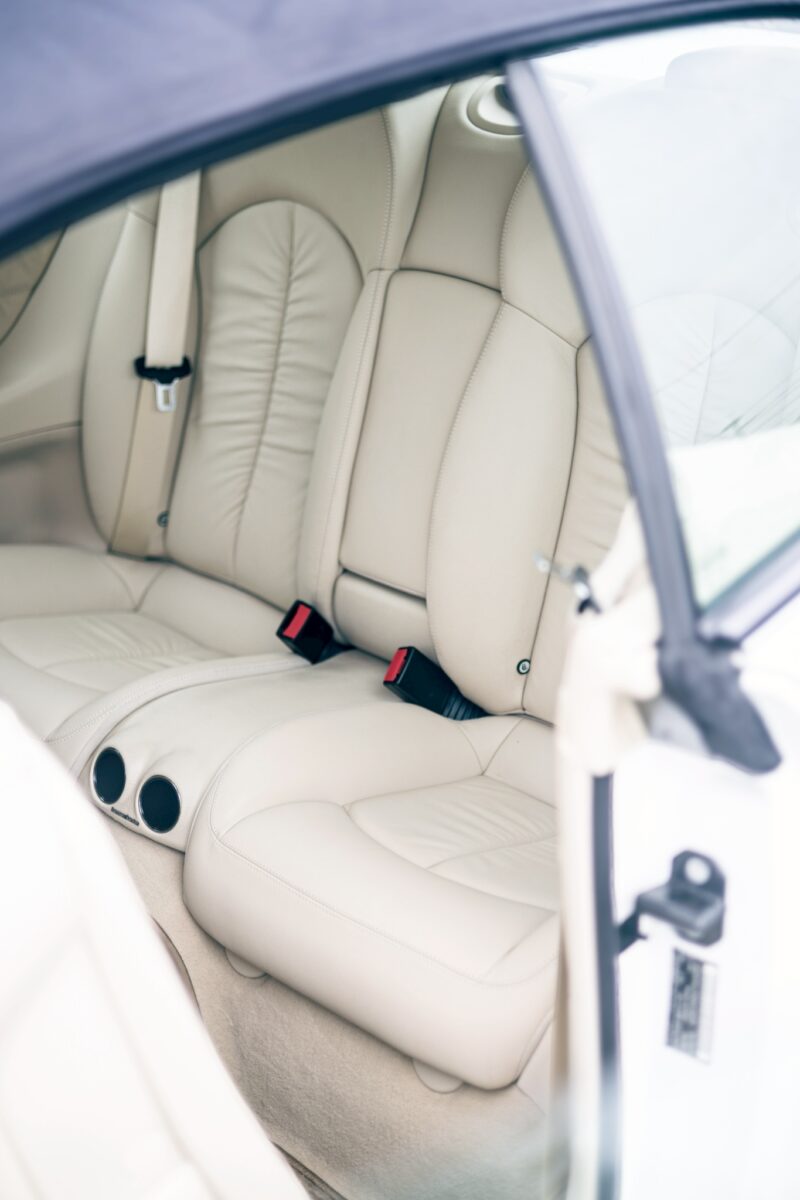 メルセデス・ベンツCLK350カブリオレ（FR/7AT）寡黙だが、指名すれば佳良
