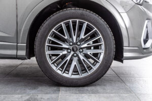 Q3 スポーツバック35TFSI Sライン