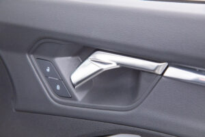 Q3 スポーツバック35TFSI Sライン