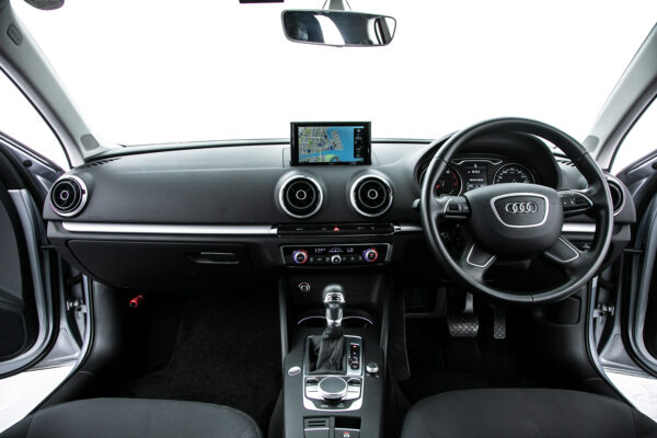 A3 TFSI セダン