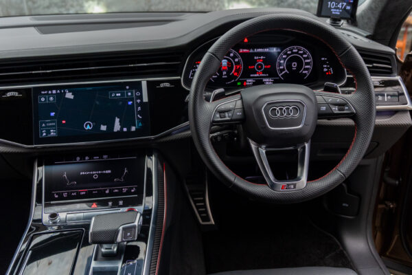 RSQ8 4.0 4WD
