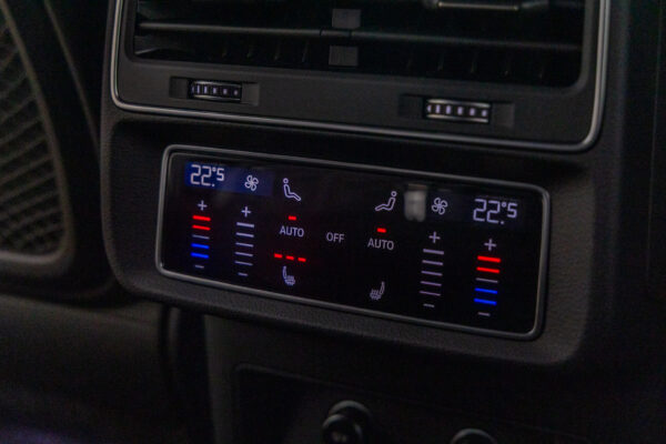 RSQ8 4.0 4WD