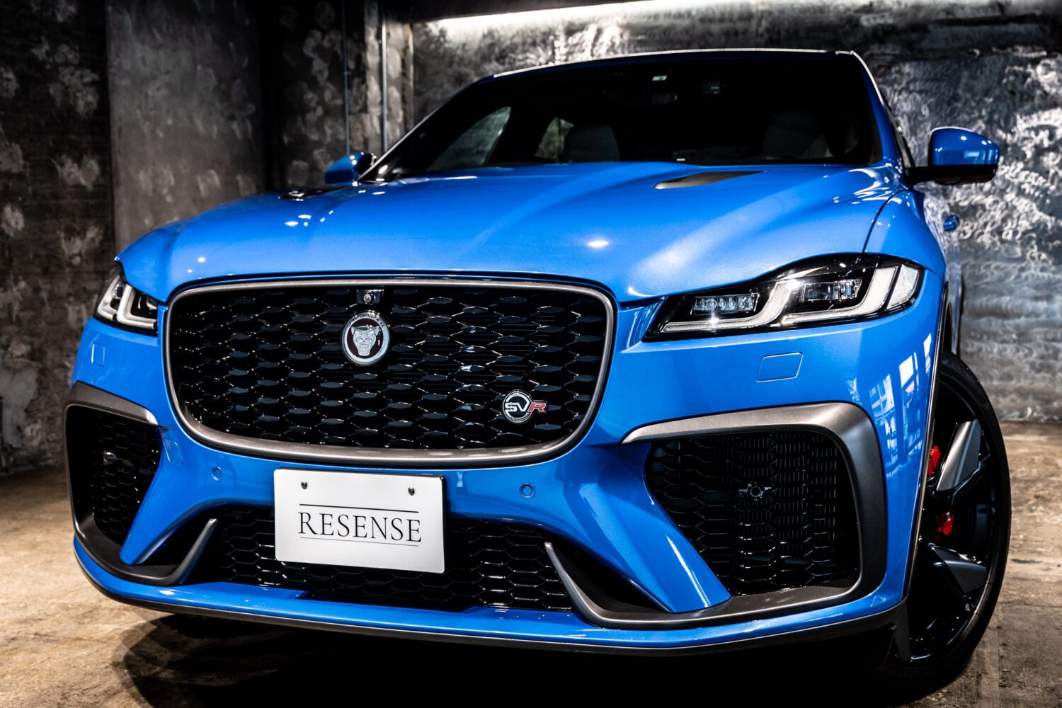 Fペイス SVR5.0L P550 4WD