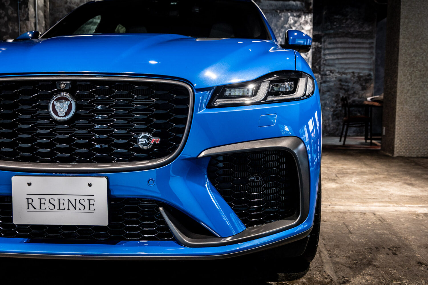 Fペイス SVR5.0L P550 4WD