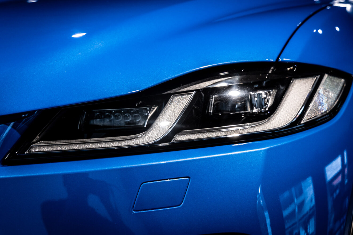 Fペイス SVR5.0L P550 4WD