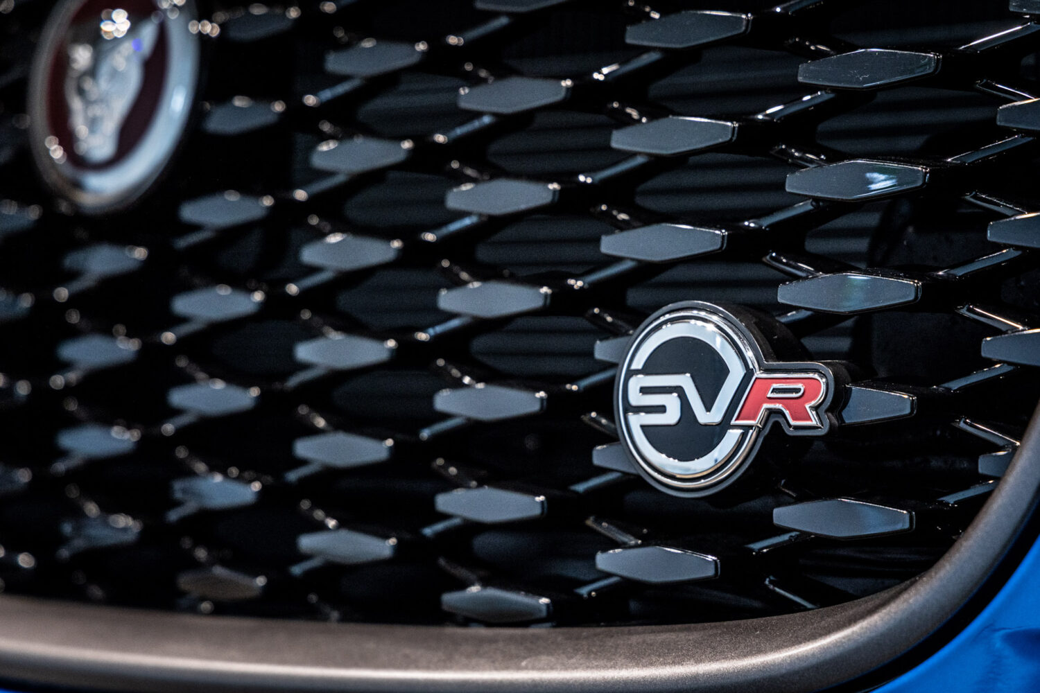 Fペイス SVR5.0L P550 4WD