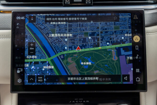 Fペイス SVR5.0L P550 4WD