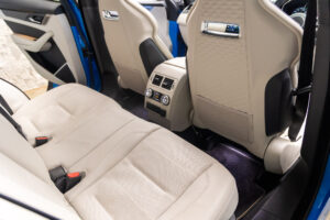 Fペイス SVR5.0L P550 4WD