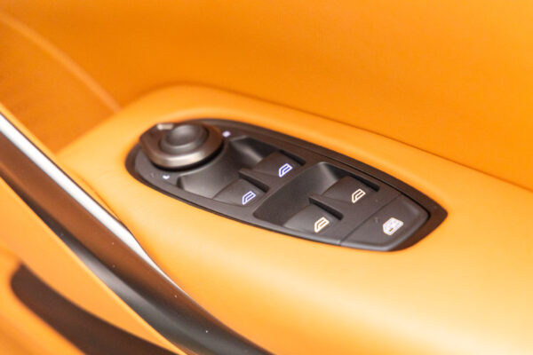 DBX 4.0 4WD