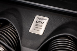 DB12　4.0