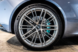 DB12　4.0