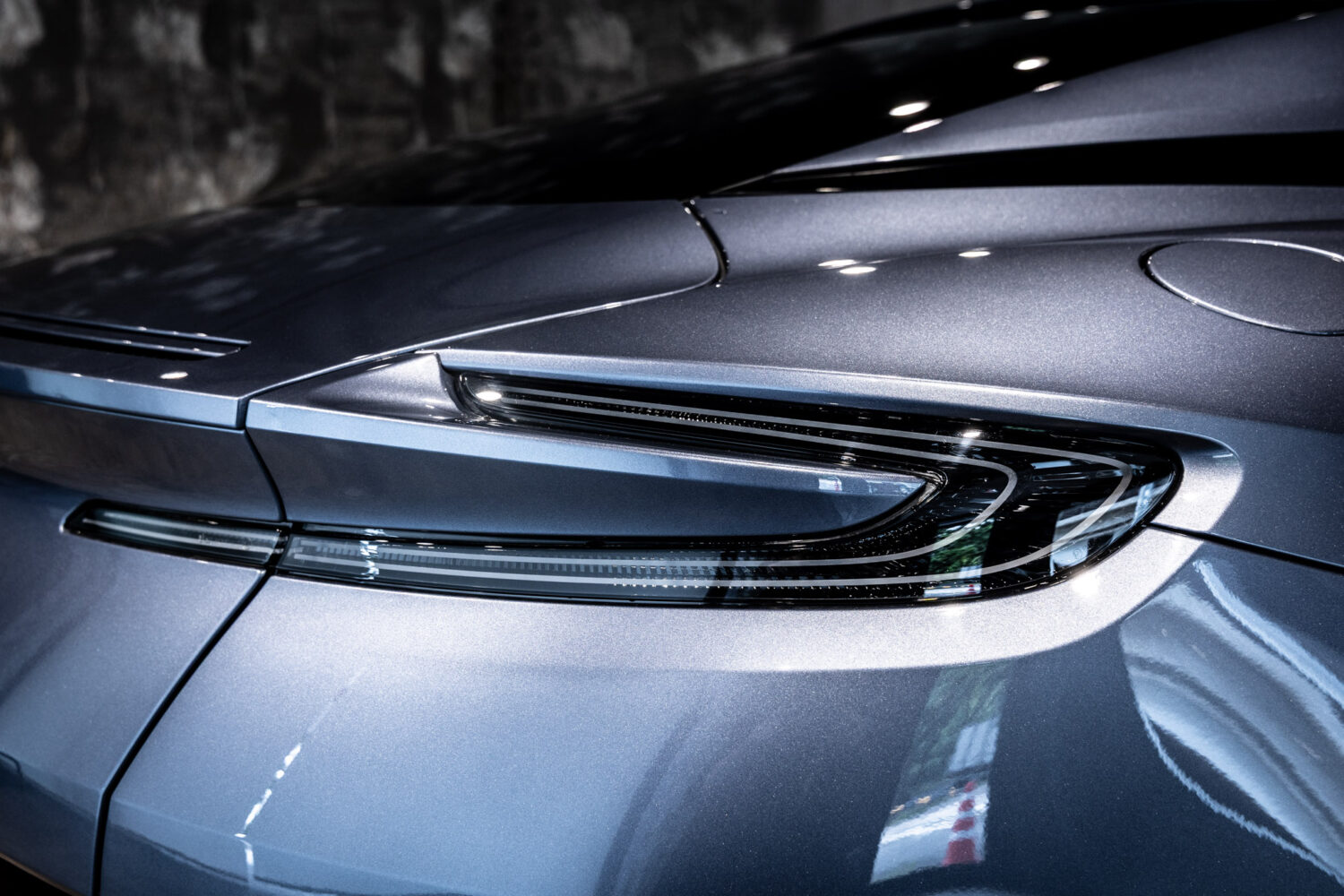 DB12　4.0