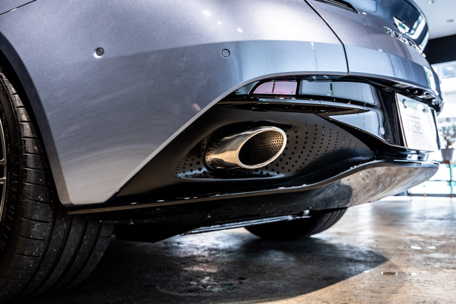 DB12　4.0