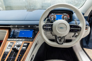 DB12　4.0
