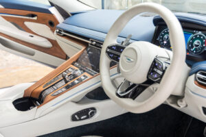DB12　4.0