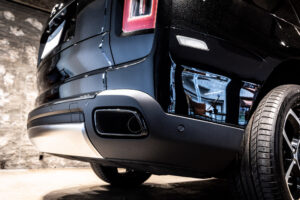 ブラックバッジカリナン 4WD