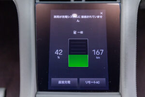 タイカン パフォーマンスBatteryプラス4+1シート