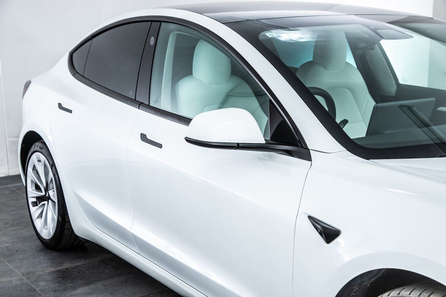 モデル3 ロングレンジ デュアルモーター AWD