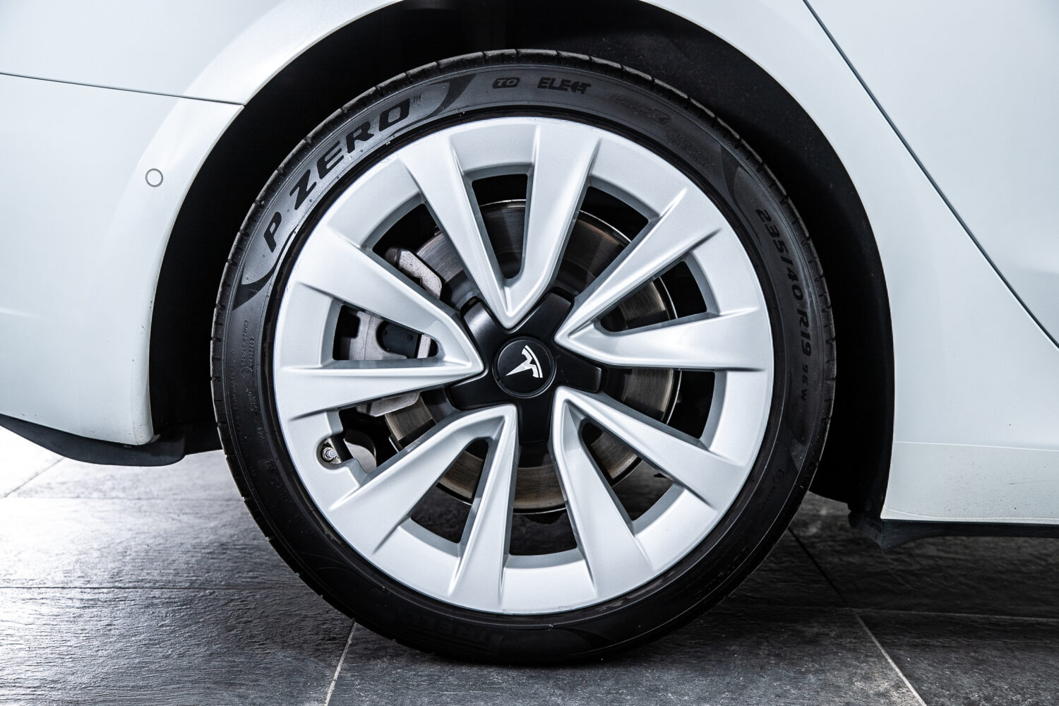 モデル3 ロングレンジ デュアルモーター AWD