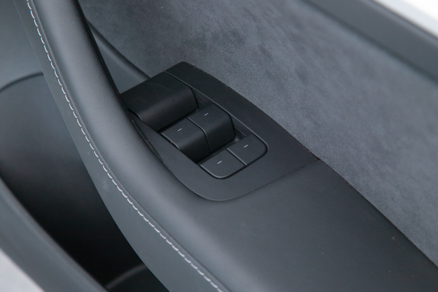 モデル3 ロングレンジ デュアルモーター AWD