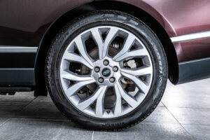 レンジローバー AUTOBIOGRAPHY(ディーゼル258PS) 4WD