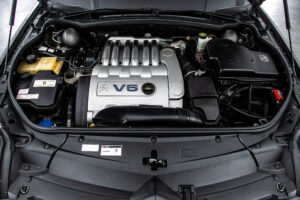 C6 エクスクルーシブ ラウンジパッケージ