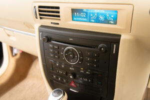 C6 エクスクルーシブ ラウンジパッケージ