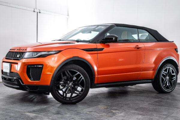 レンジローバーイヴォーク Conv.HSE Dynamic 2.0LP240 4WD