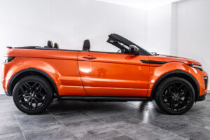 レンジローバーイヴォーク Conv.HSE Dynamic 2.0LP240 4WD
