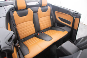 レンジローバーイヴォーク Conv.HSE Dynamic 2.0LP240 4WD