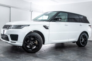 レンジローバー スポーツ SE (ディーゼル) 4WD