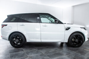 レンジローバー スポーツ SE (ディーゼル) 4WD
