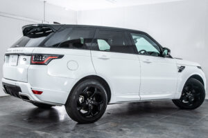 レンジローバー スポーツ SE (ディーゼル) 4WD