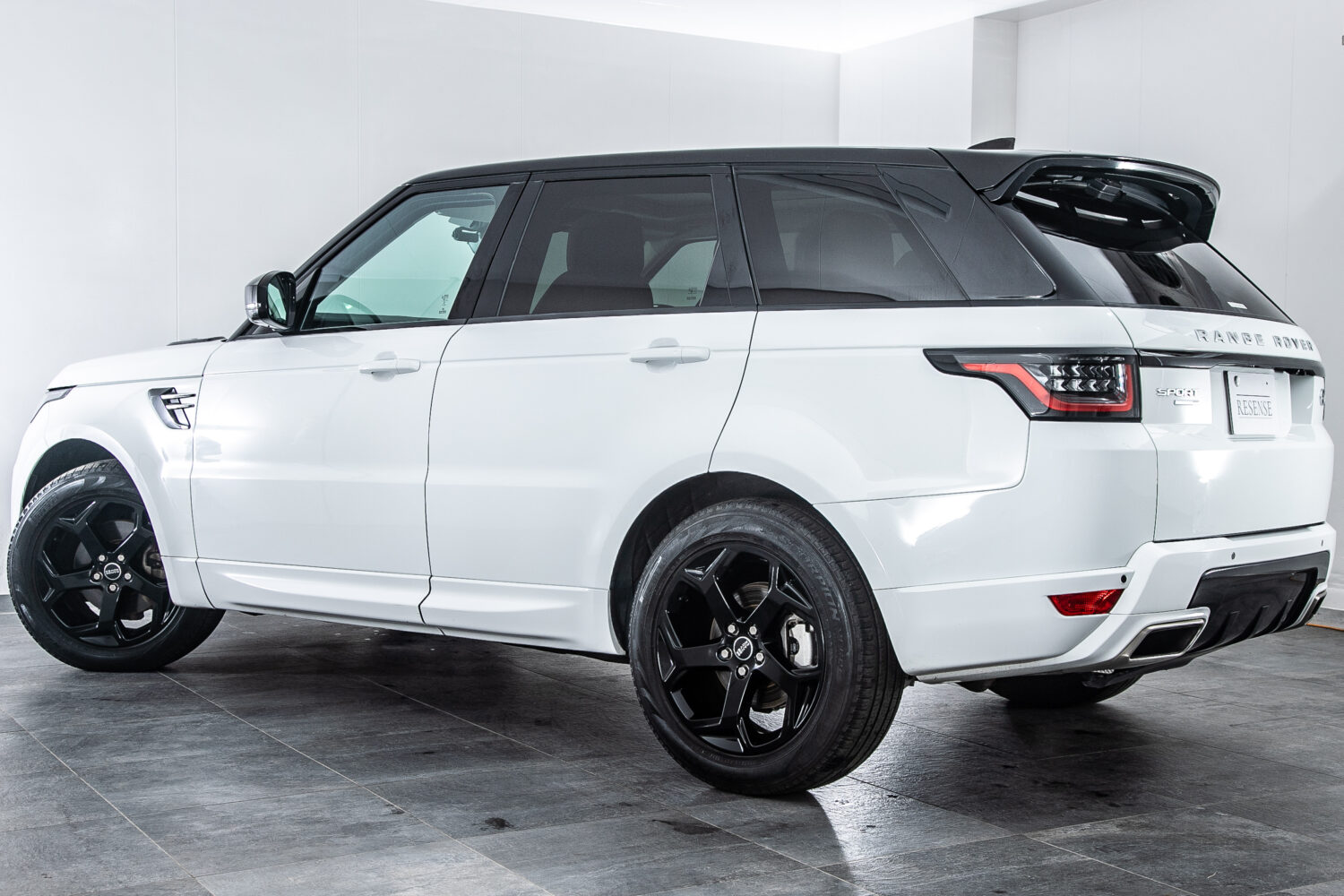 レンジローバー スポーツ SE (ディーゼル) 4WD