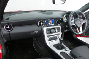 SLK200 MT
