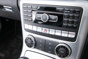 SLK200 MT