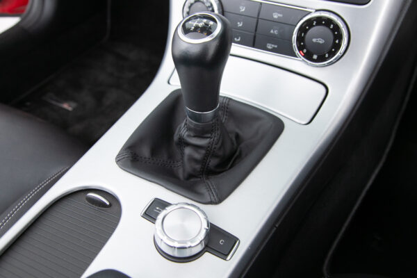 SLK200 MT