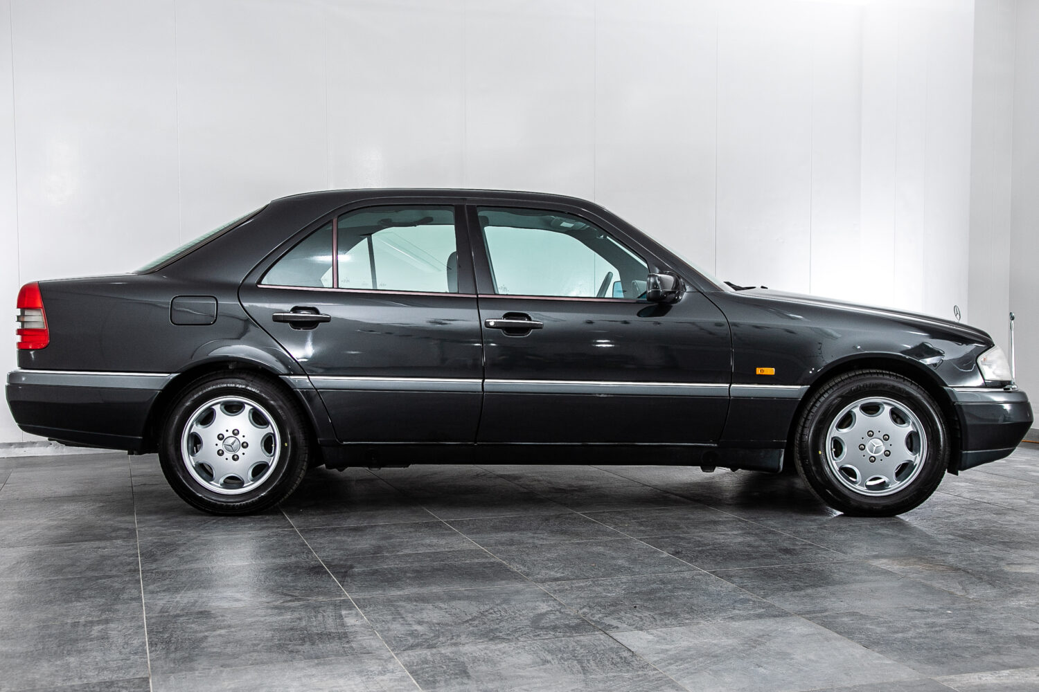 C200