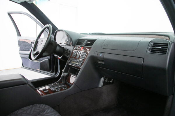 C200